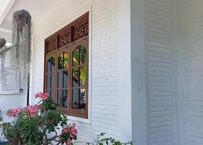 De Dayuh Herberg Sanur